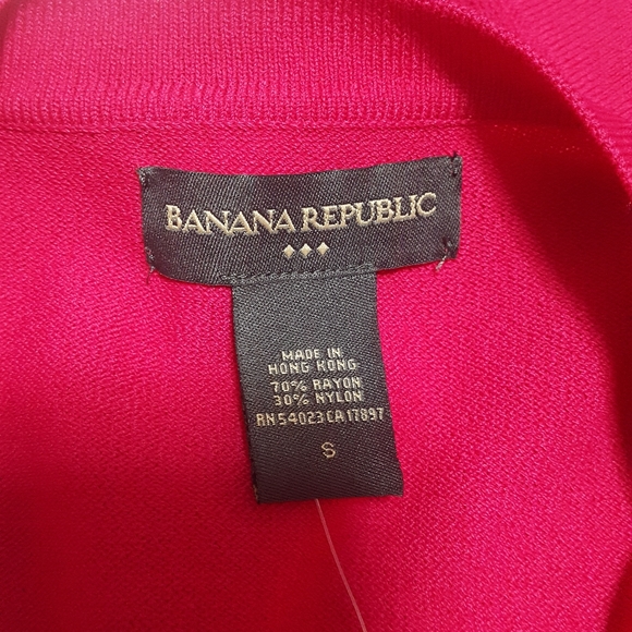 Banana Republic Raspberry tank and cardigan set - Picture 4 of 4
